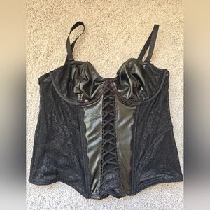 Torrid Curve 00 Lace Faux Leather Corset Bustier